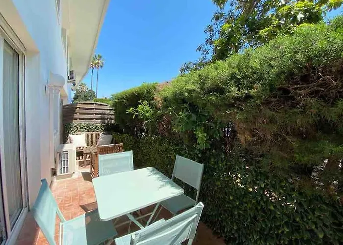 Le Coeur Du Cap D'antibes - Terrasse - Parking - Wifi Apartment